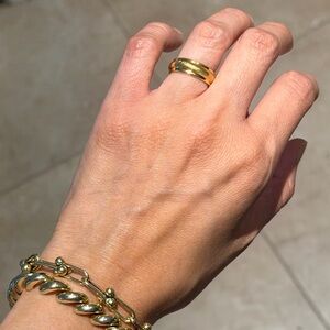 18k Yellow Gold Textured Band